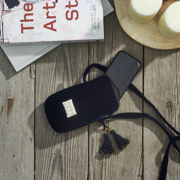 #color_velvet-marine