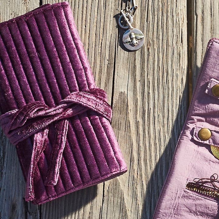 #color_velvet-ciruela