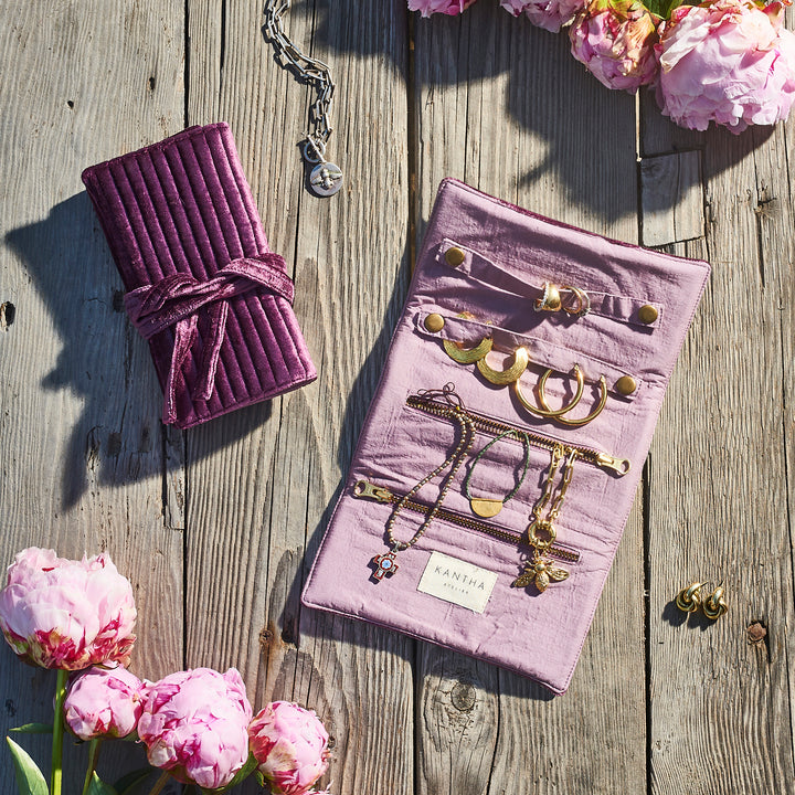 #color_velvet-ciruela